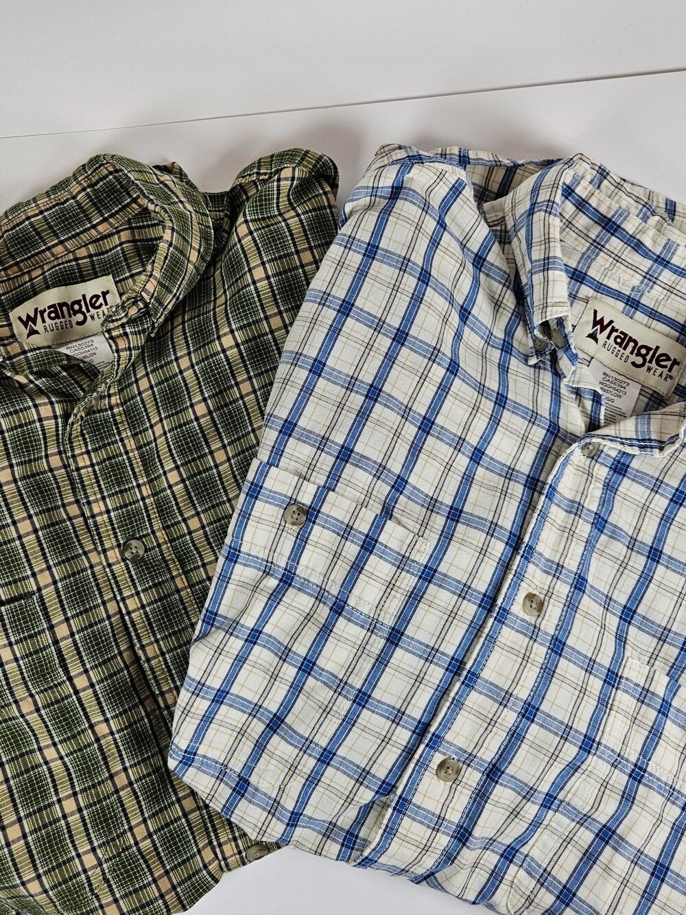 Wrangler Rugged Wear Plaid Button-Down Shirt Cotton Men's Size Large 2-Pack